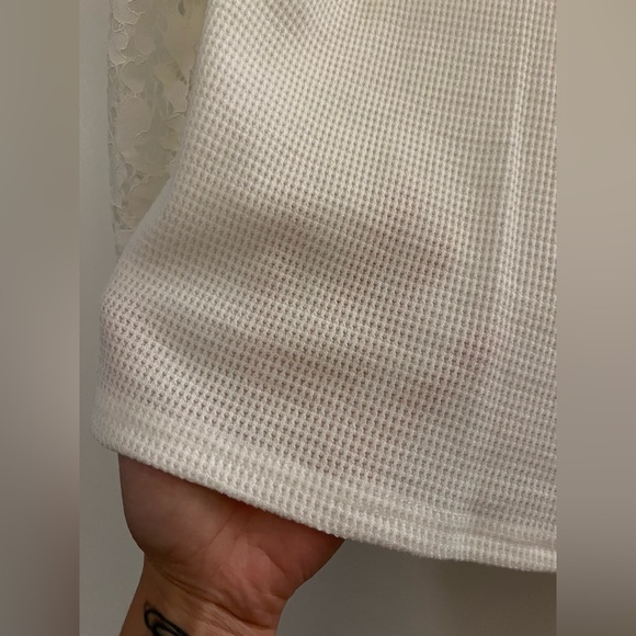 Lace long sleeve white sweater - Picture 3 of 3